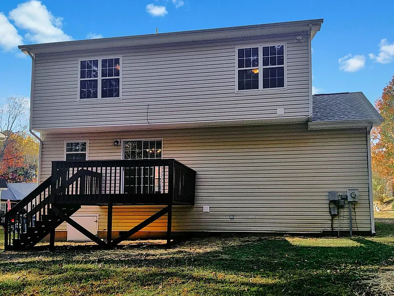 413 Adams St — Photo 15