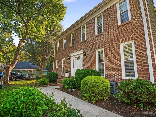 11842 Post Ridge Ct, Charlotte, NC 28226