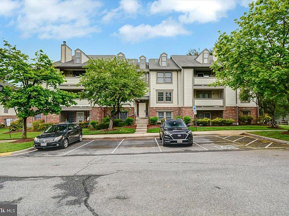 2nd image of 18712 Caledonia Ct APT E