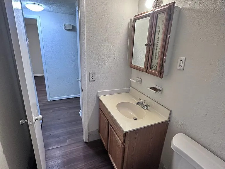 2017 Ella St — Photo 15