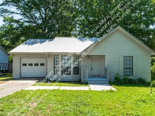 311 7th St NW, Alabaster, AL 35007