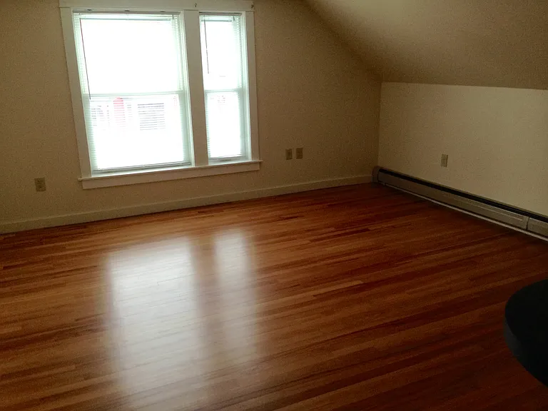 69 Grove St — Photo 3