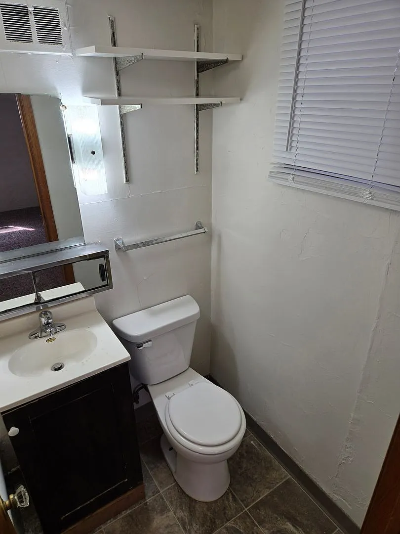 1038 S 16th Street Apartments — Photo 3