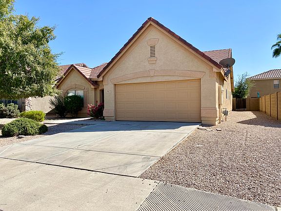 2nd image of 2411 E County Down Dr
