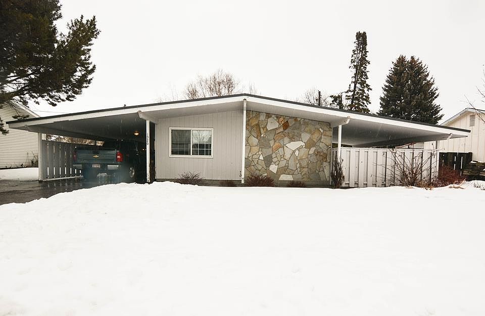 1st image of 1926 Everest St