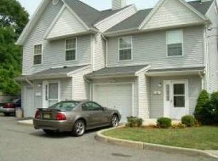 4 Star Lake Rd APT A, Bloomingdale, NJ 07403