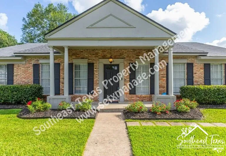6030 Zenith St — Photo 2