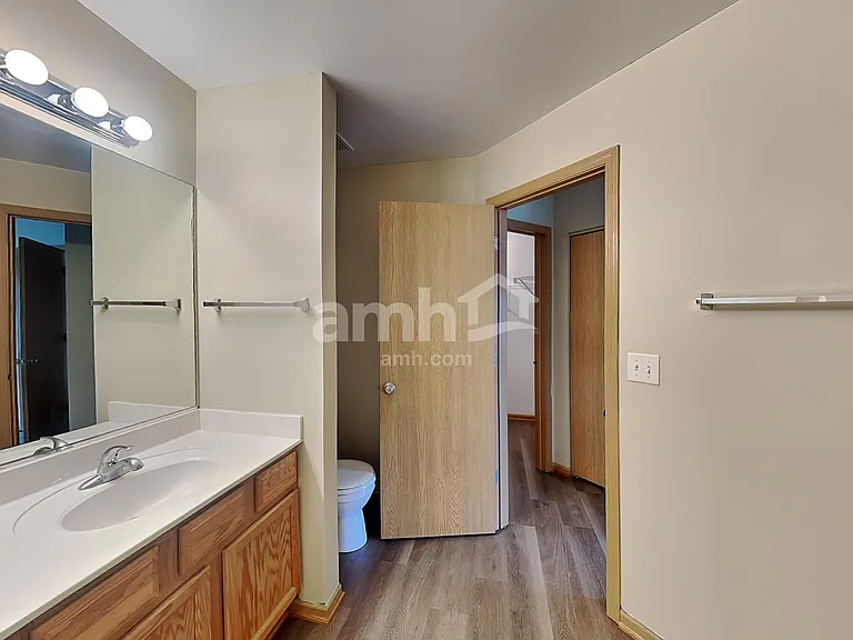 2771 Cranston Cir — Photo 16