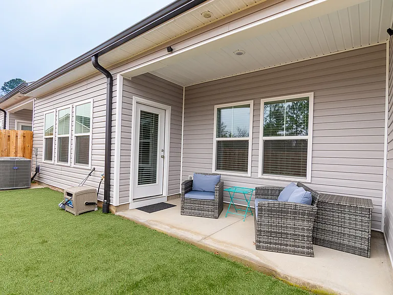 1091 Primrose Dr — Photo 20