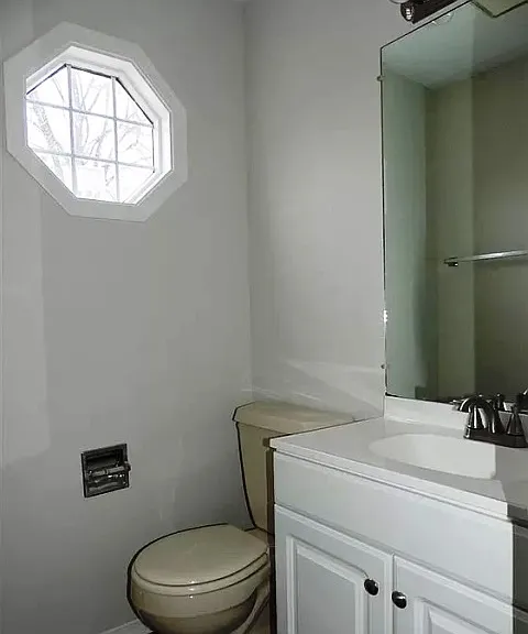707 Golfcrest Rd N #1 — Photo 17