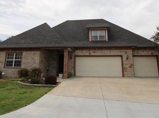 2917 Versailles Pl, Bartlesville, OK 74006