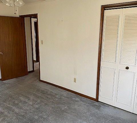 3rd image of 618 E 23rd St