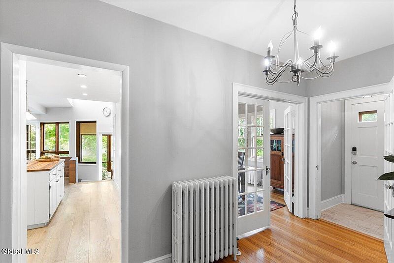 4th image of 64 Winne Road