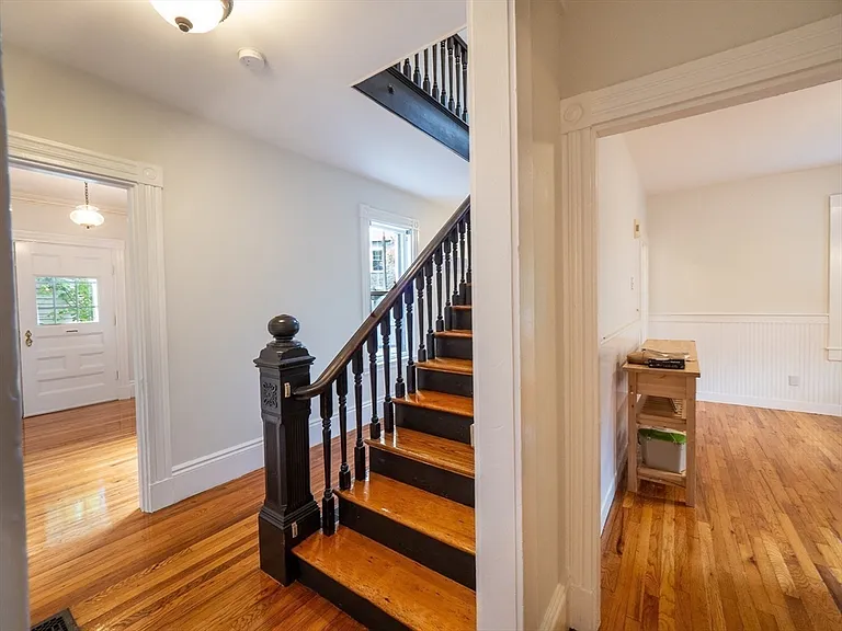 12 Adella Pl — Photo 13