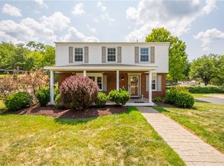 2905 Greenwald Rd, Bethel Park, PA 15102