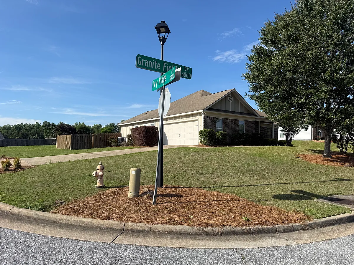Building Photo - 6001 Granite Field Dr