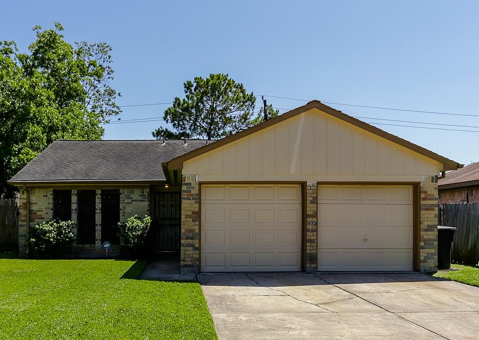 1st image of 3339 Wuthering Heights Dr