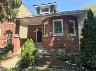5423 N Sawyer Ave, Chicago, IL 60625