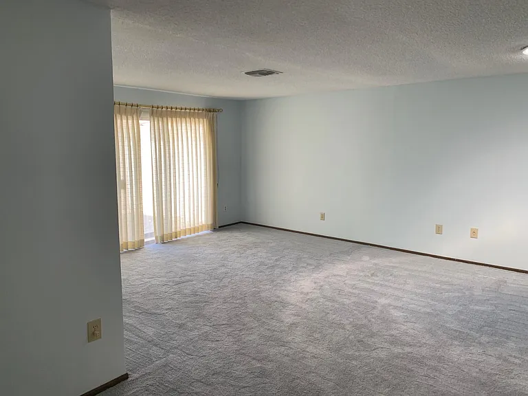 19454 N Camino Del Sol — Photo 8