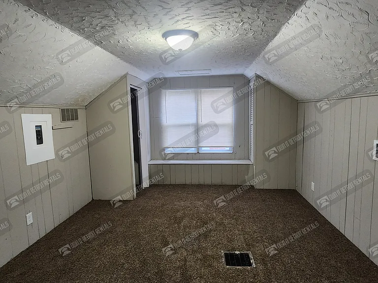 14331 Ardmore St — Photo 14