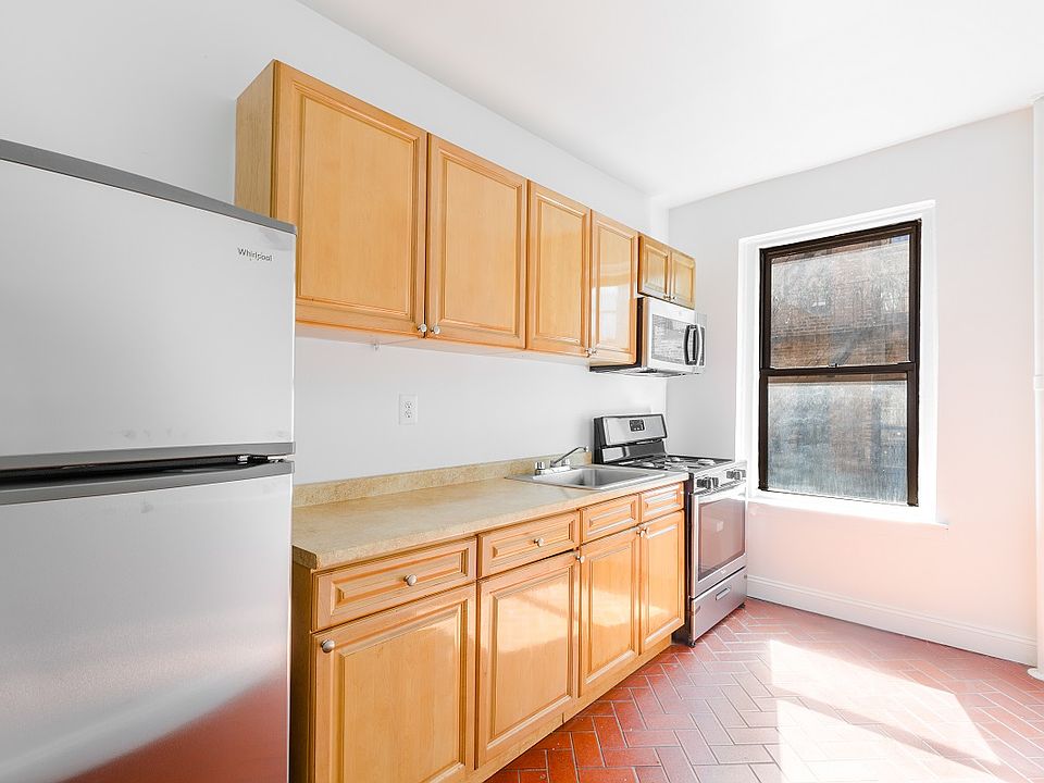 1st image of 55 Payson Ave APT 4A