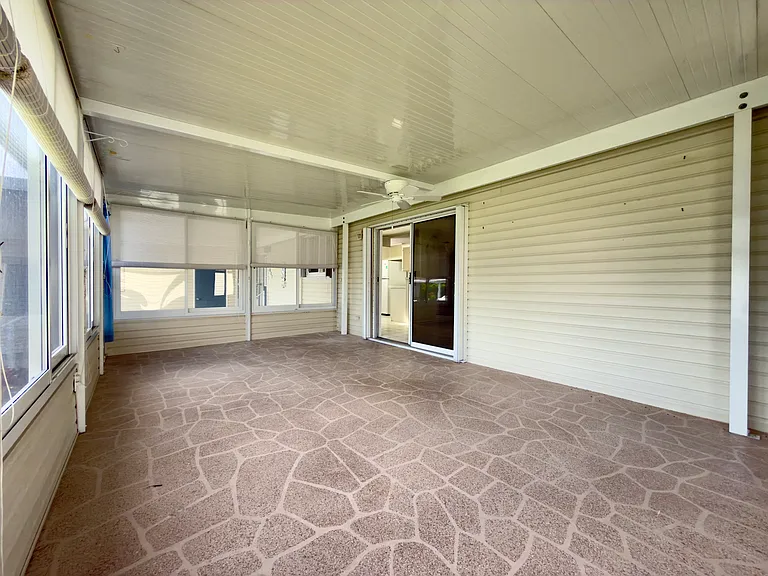827 Sun Glow St — Photo 28
