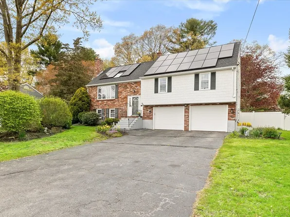 82 Jones Rd, Hopedale, MA 01747