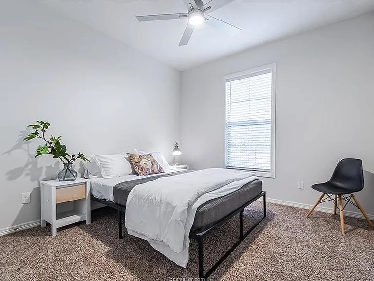 3105 Green St #111 — Photo 6
