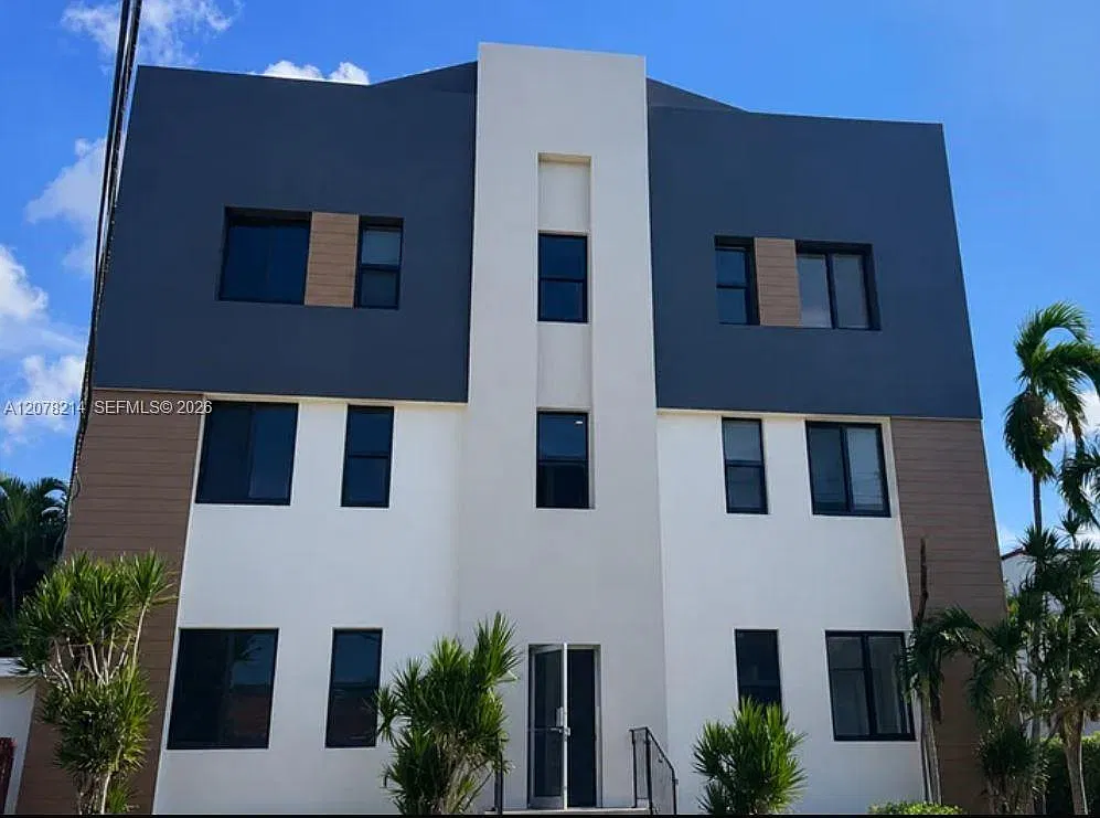 Carolina Heights Addn — Photo 1