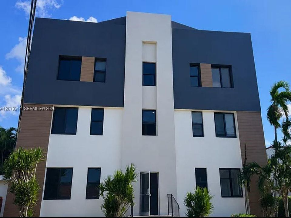 1st image of 2961 SW 5th St #14