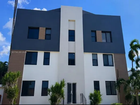 2961 SW 5th St #14, Miami, FL 33135