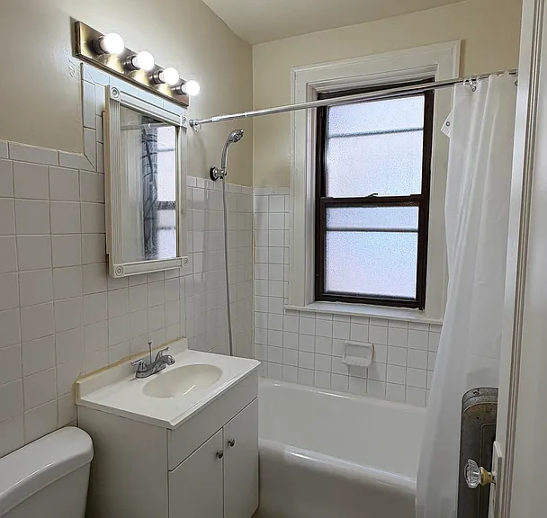 5304 W Potomac Ave #1 — Photo 6