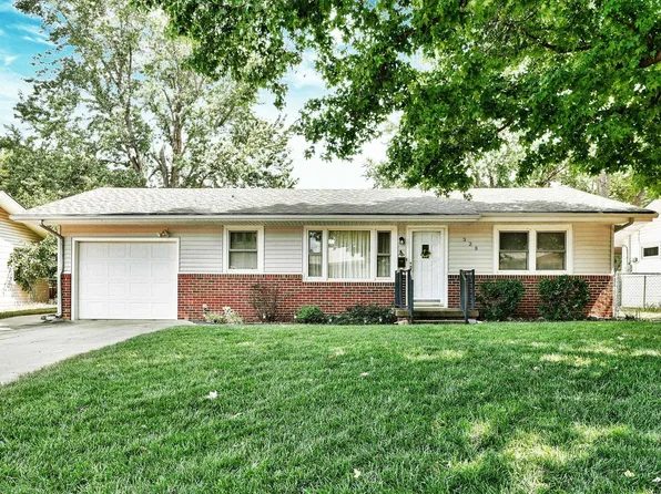 328 S Sunset Ave, Haysville, KS 67060