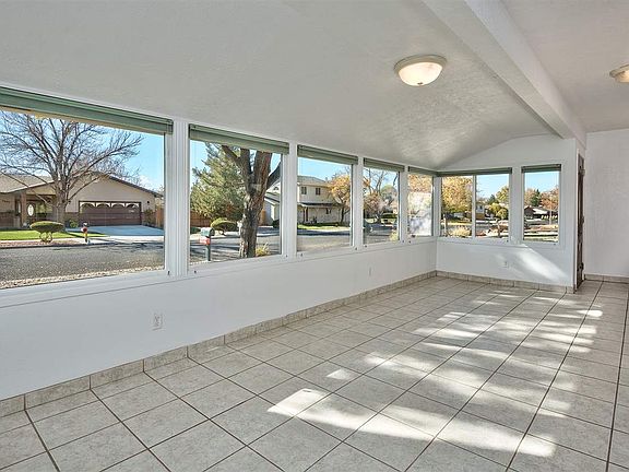 Heated Sunroom!