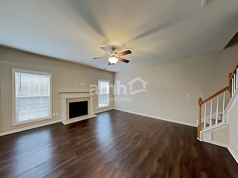 2607 Swansong Ln — Photo 8