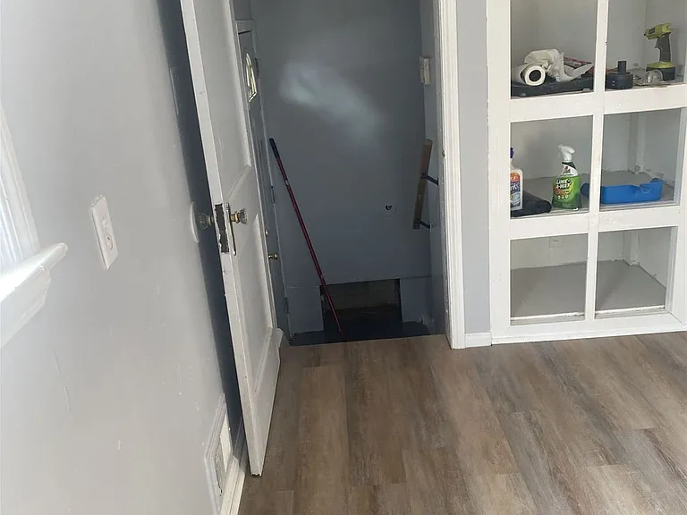 Kitchen to basement