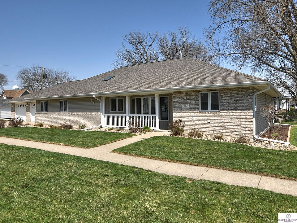 307 Chestnut St, Mondamin, IA 51557 Zillow