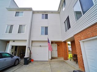 121 Ilyssa Way, Staten Island, NY 10312