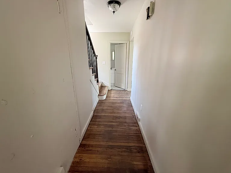 409 S Chestnut St — Photo 13