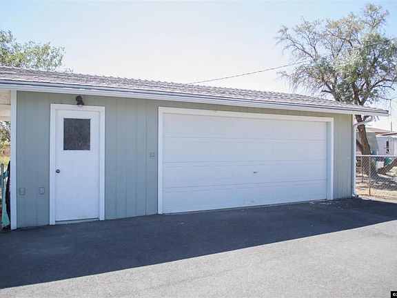 3rd image of 2885 Truckee St