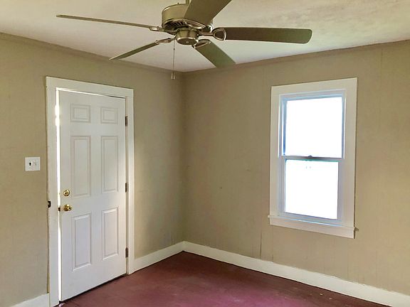 2nd image of 817 Church St #1
