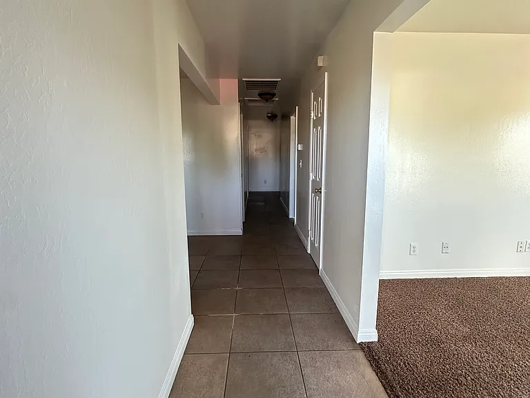 2901 Belhaven St — Photo 5