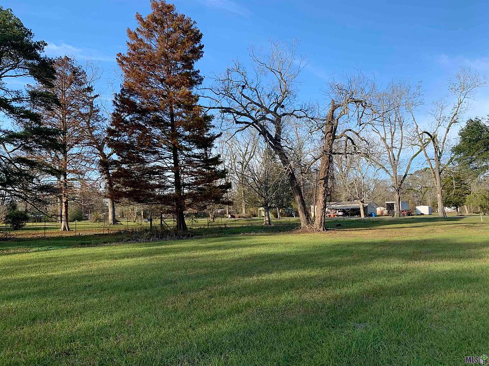 1st image of 15348 Russell Ln