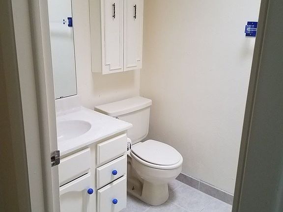 3rd image of 2952 Valle Vis