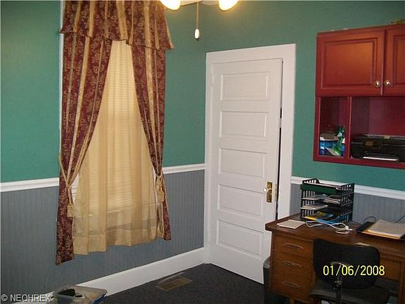 5th image of 533 Schaum Ave