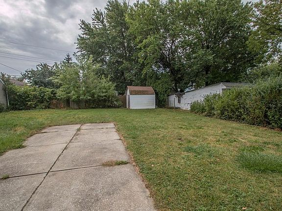 2nd image of 19870 Newton Ave