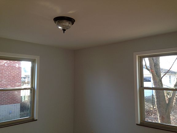 4th image of 153 W Crest Dr