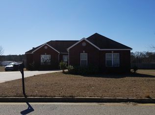 206 Danube Way, Byron, GA 31008