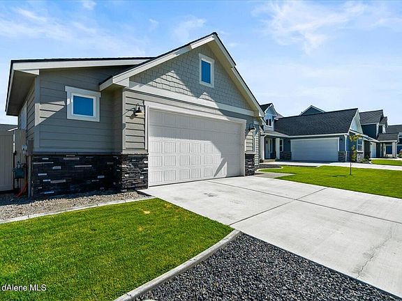 3rd image of 4607-4607 E Marble Fox Ave