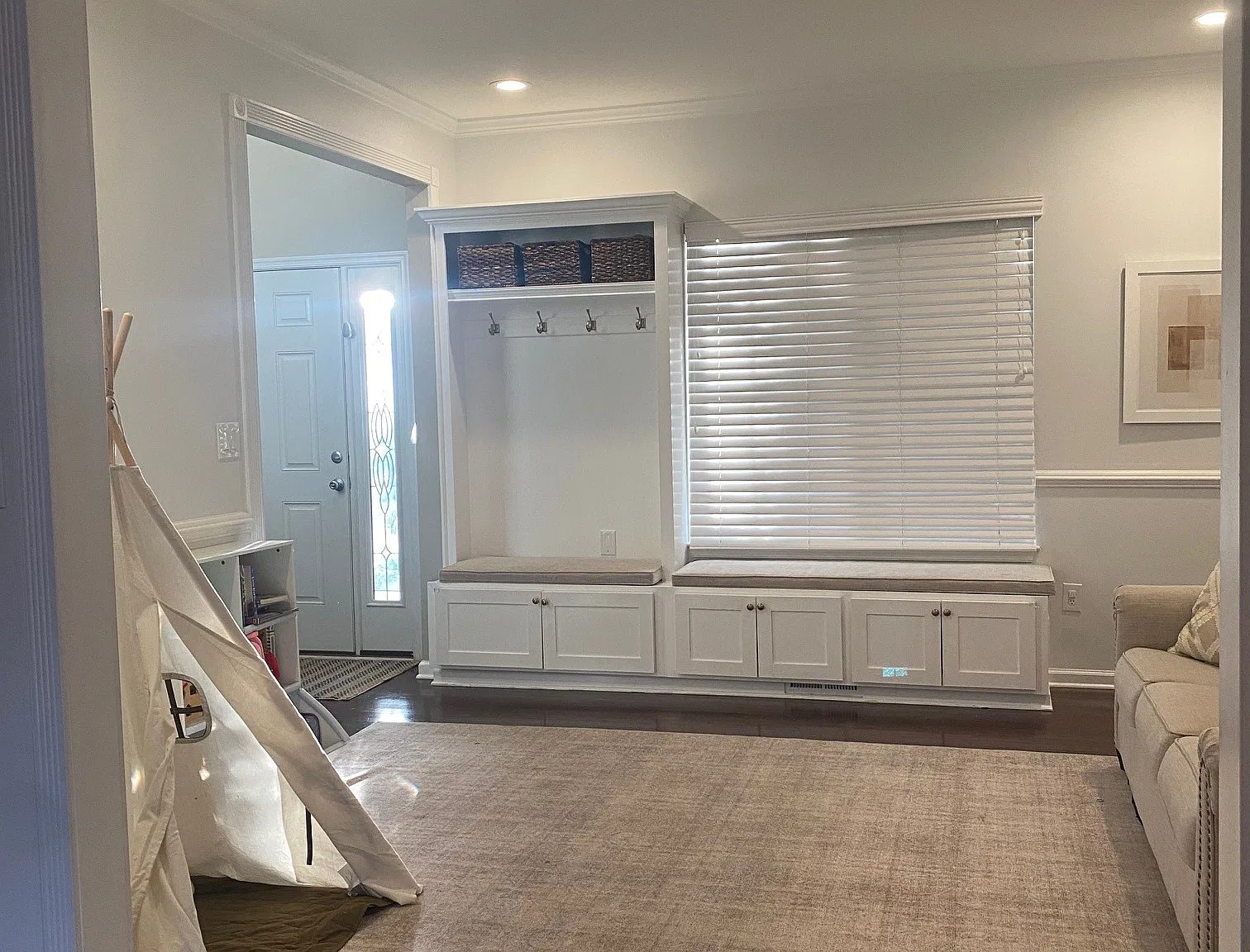 4 bed, 2.5 bath, 3266 sqft, $4,500 — Photo 4